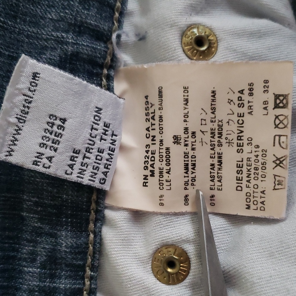Diesel‎ boot cut jeans medium wash - Picture 14 of 15